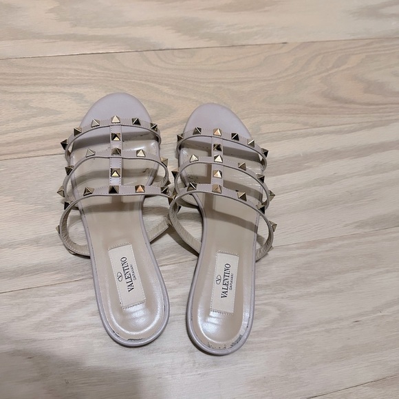 Valentino Rockstud Sandals 36/6 - Picture 4 of 6